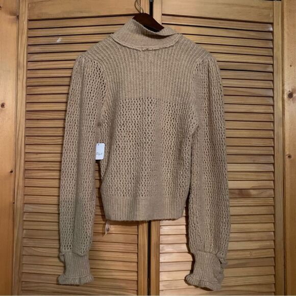 NWT We The Free 1/4 button up sweater size Small - Picture 7 of 8